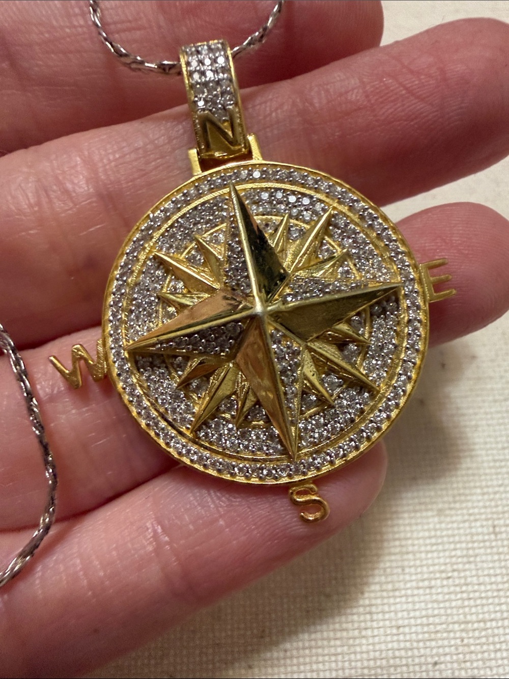 Sterling Silver 925 Gold Compass Pendant Necklace 17’ in - Picture 2 of 14
